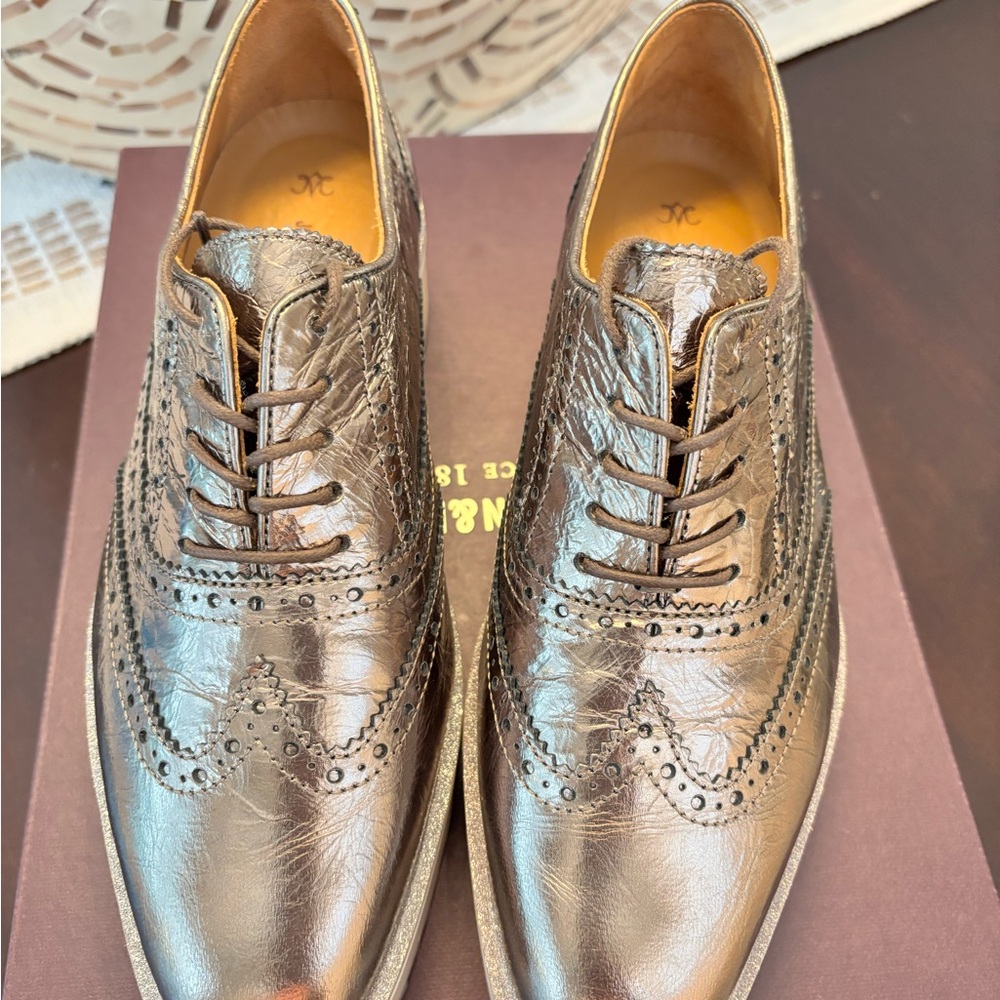 Johnston & Murphy Brown Oxford Shoes with Brogue Detailing